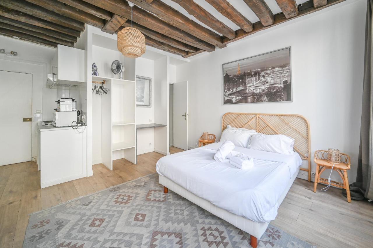 Appartement Clery 43 *