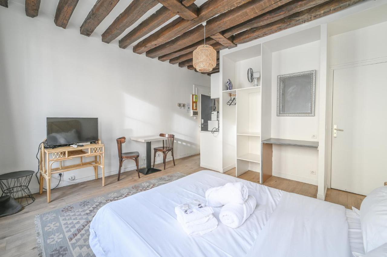Appartement Clery 43 *